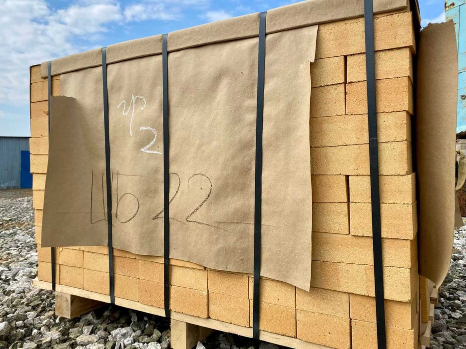 Кирпич огнеупорный ШБ 22, 23 клин торцовый шамотный в наличии