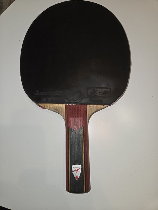 Vând paletă Butterfly Mizutani Super ZL-Carbon