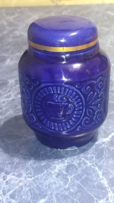 Банка (чайница) для сухих смесей.