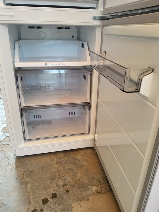 Холодильник, продаём, в отличном состоянии