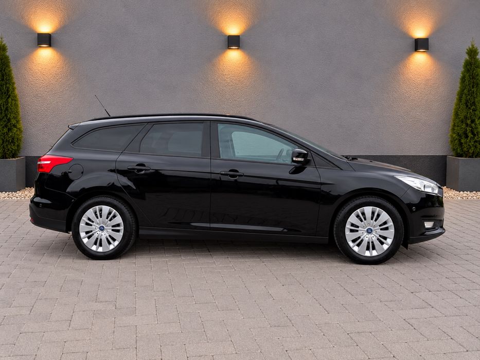 Ford Focus 2015/Euro 6/1.5 diesel/Parcheaza singura/ IMPECABILA