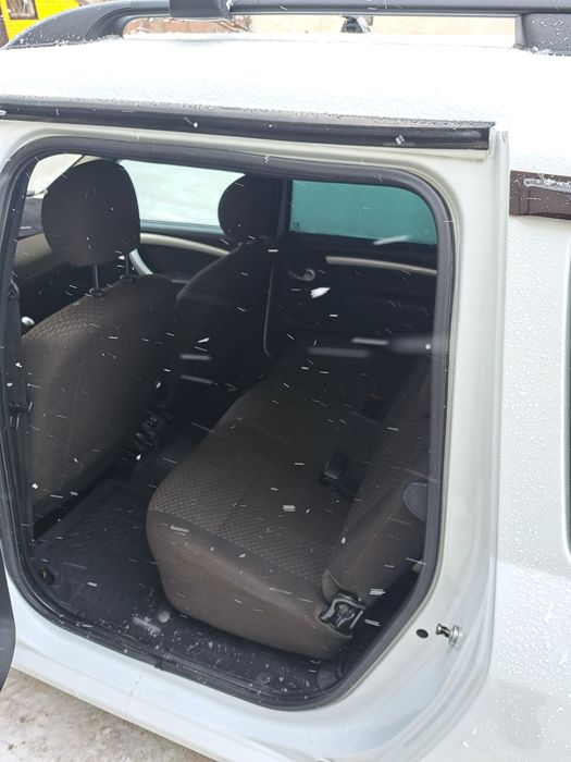 Продам Ларгус 7 мест