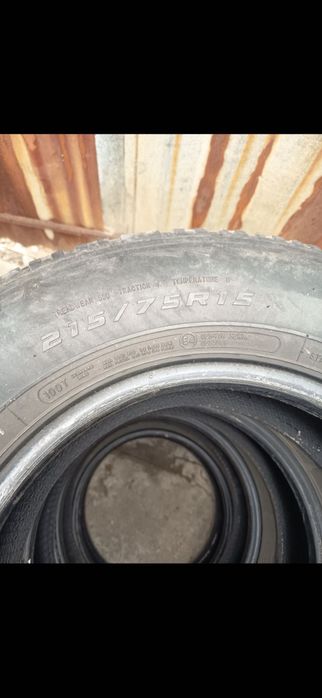 Продавам гуми 215/75 R15