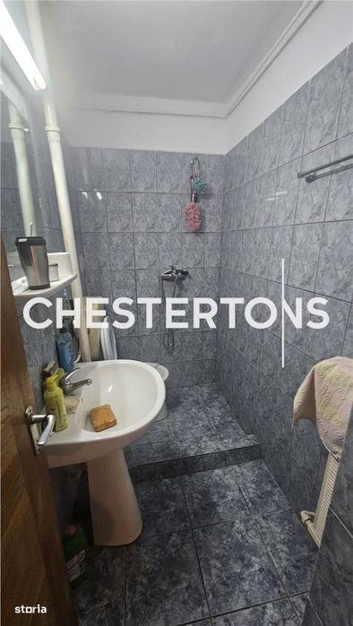 SUPER PRET!!! Apartament 3 camere 2 bai in Drumul Sarii