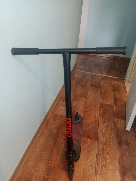 Самокат трюковой.