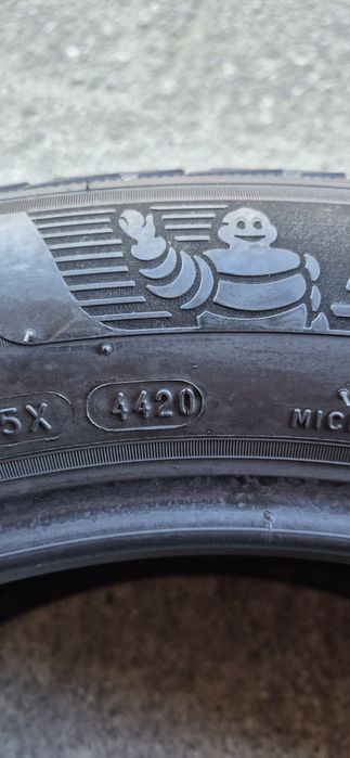 4 anvelope iarna runflat Michelin 245/50/19.Pretul este pe bucata.