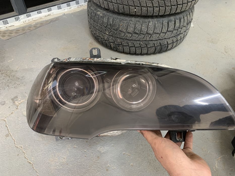 Продам фары BMW X5 e70