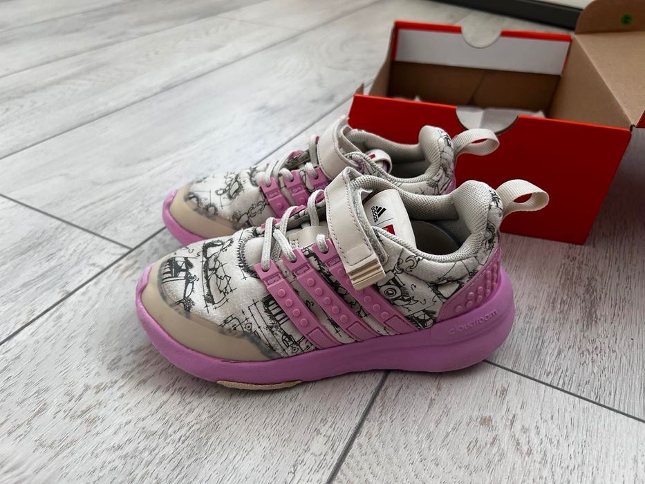 Обувки за момиче