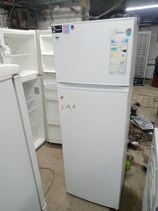 Продам холодильники