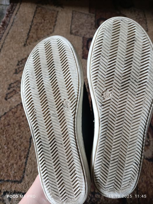 Продам туфли на мальчика,33 размер