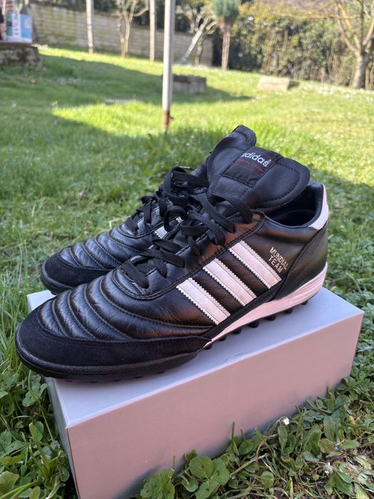 Стоножки ( Футболни обувки ) Adidas copa mundial team