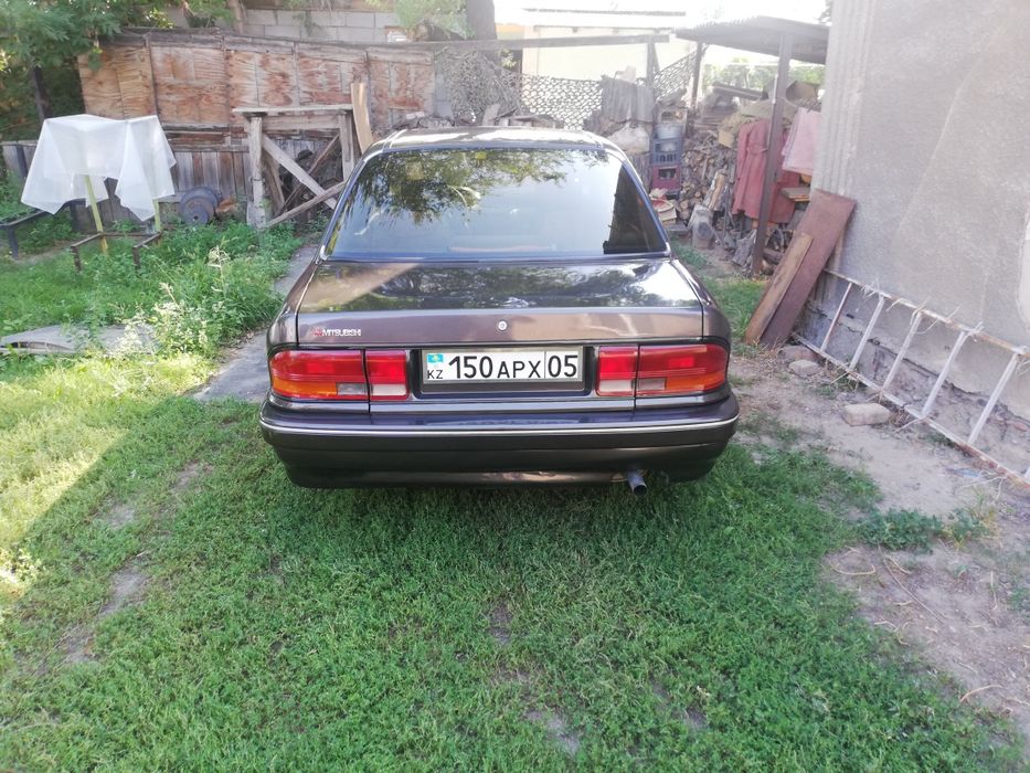 Продам авто мисибуси галаннт