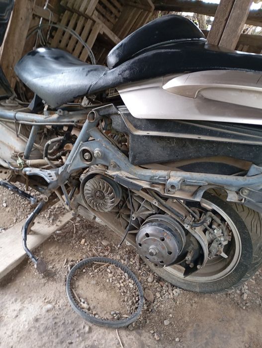 Suzuki Burgman 250 /2 scutere