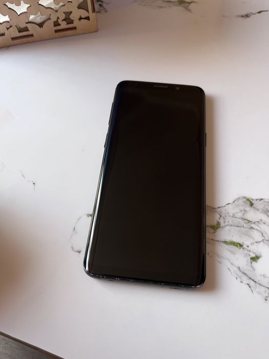 Продам Samsung Galaxy S9
