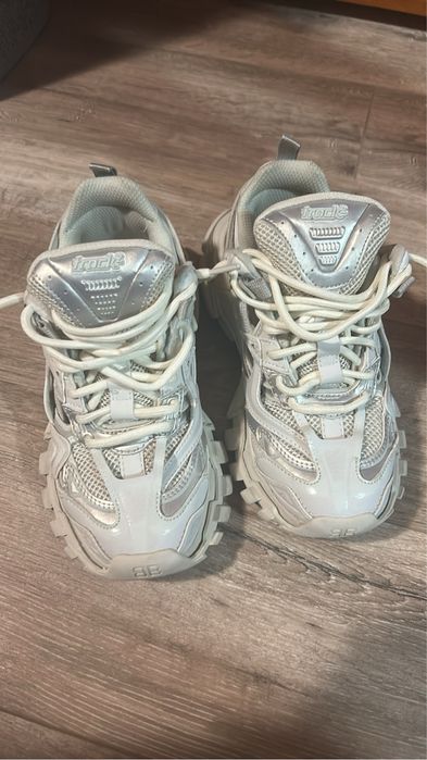 Balenciaga track2, Guess, Wrangler Michael kors