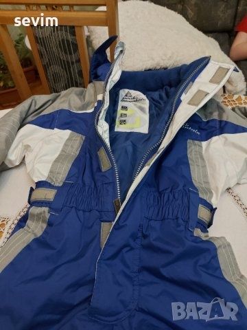 Зимен спортен екип за 3  годишно дете