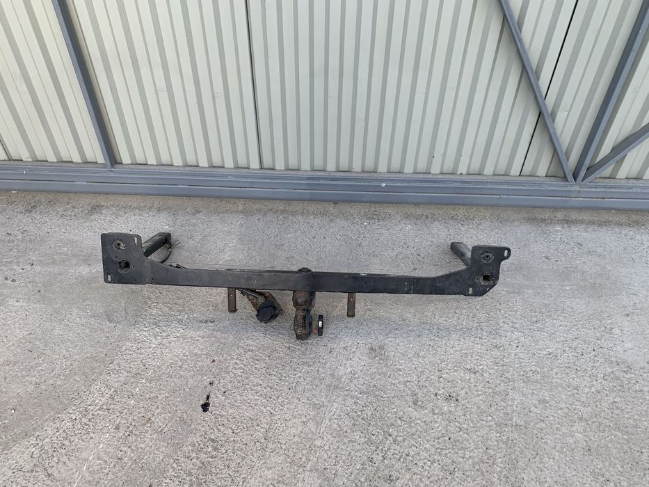 Фаркоп на Ауди А 6 , С4