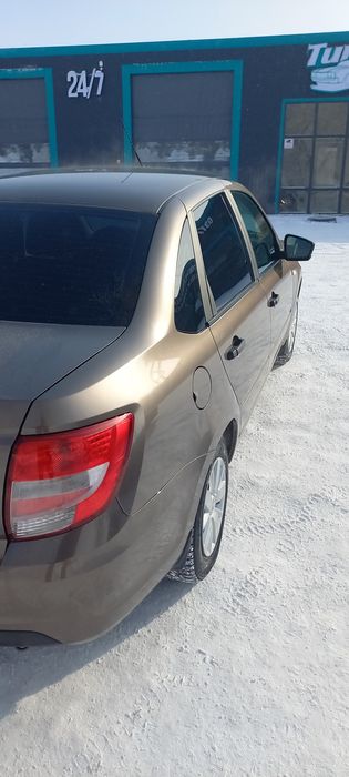 Продам Лада Гранта FL
