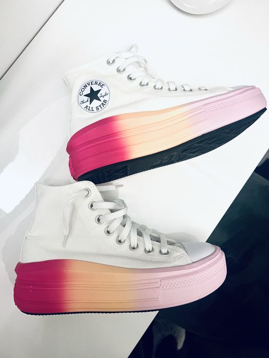Нови Converse обувки с размер 37.5  стелка 24 см