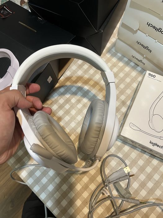 Наушники для ПК. Новые, не использовались