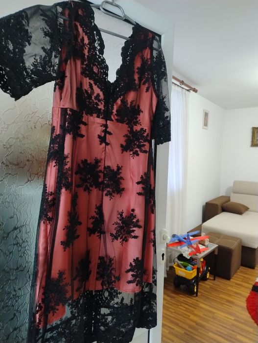 Rochie de seara din dantela