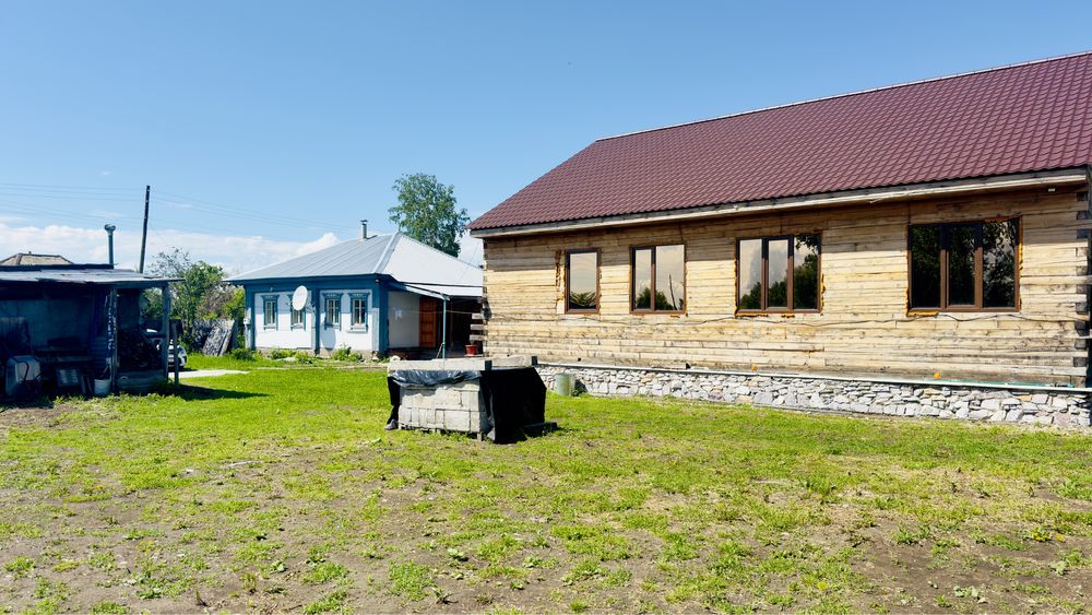 Дом на берегу ульбы