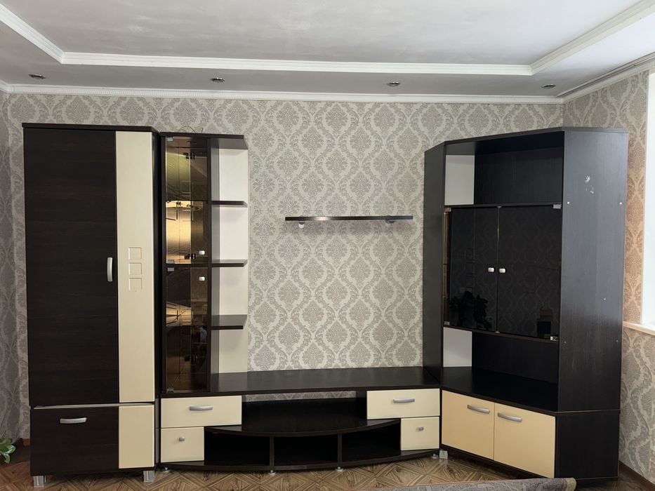 Шкаф стенка для зала