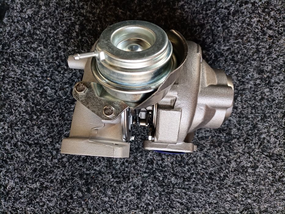 НОВО турбо 2260 за БМВ E60-530d-218кс вакумно