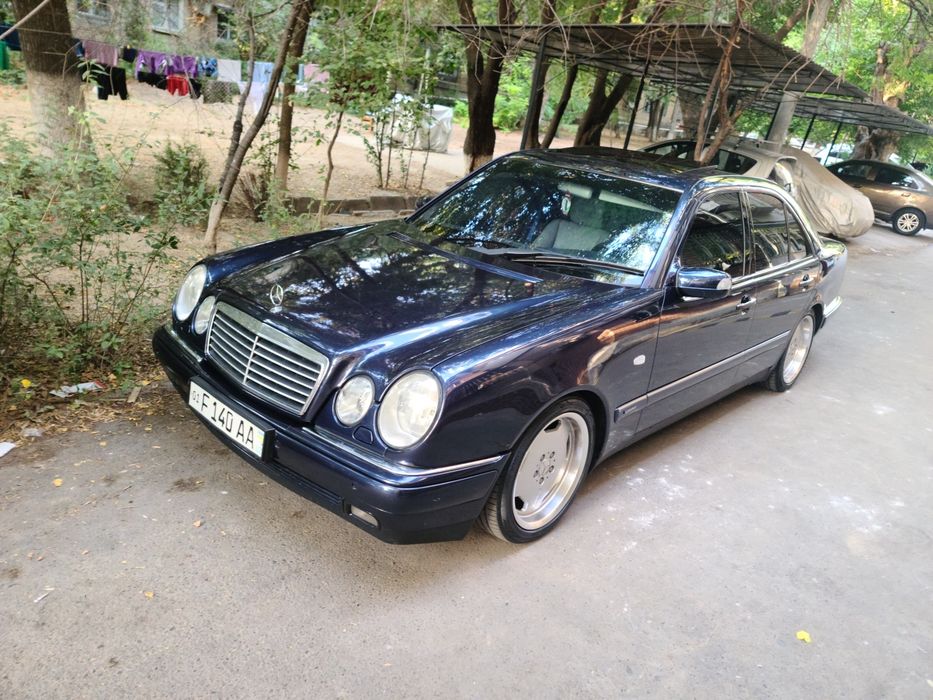 Mersades Bens w210