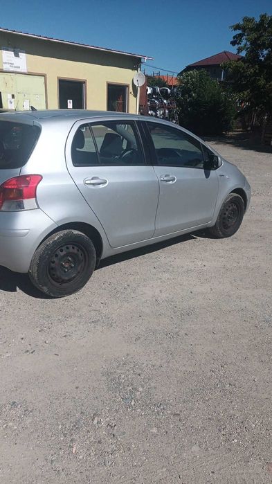 Toyota Yaris 1.0b 2009