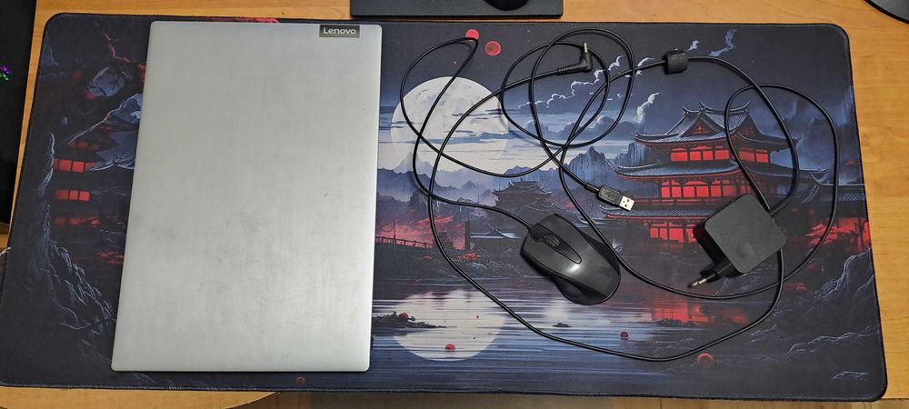 Лаптоп Lenovo IdeaPad