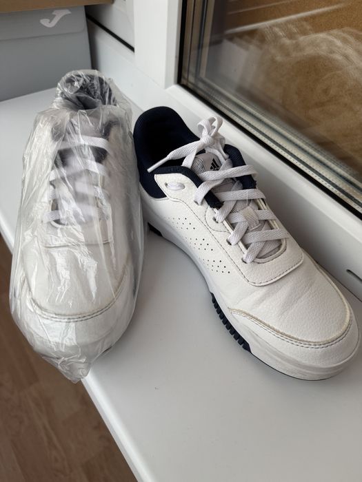 Продам adidas оригинал