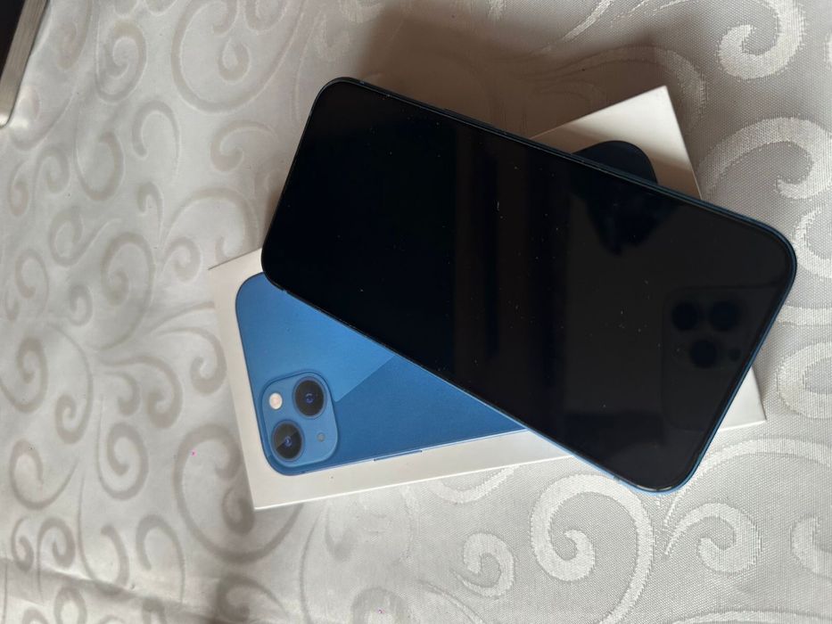 Айфон.       13