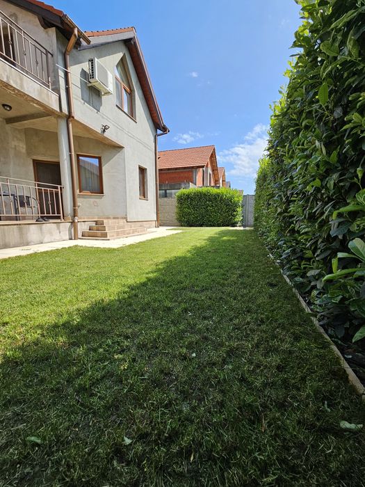 Casa individuală D+P+M 200mp utili, in Sanmartin