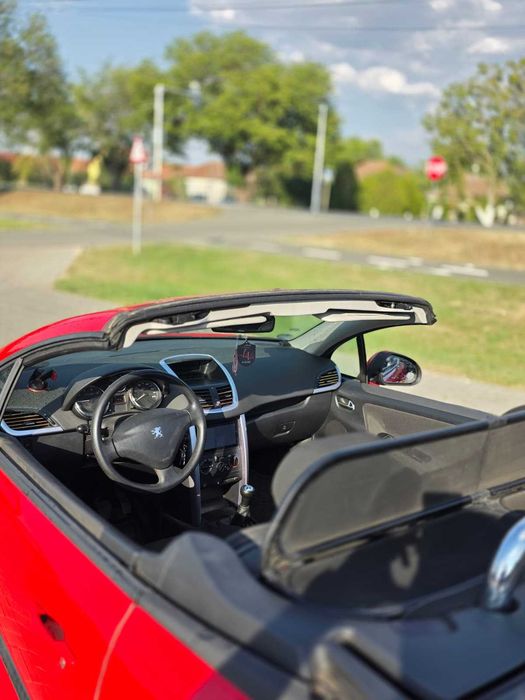 PEUGEOT 207 CC / 1,6 Benzina 120 CP / Decapotare Electrica Hard Top