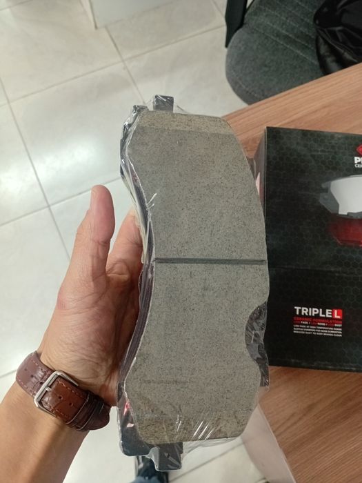 Продам колодки на Ауди Q7, S8, SQ7.