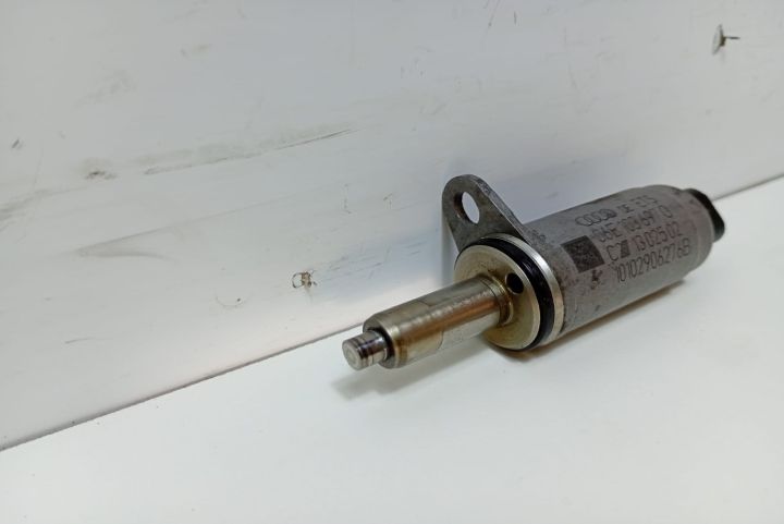 Solenoid supapa comanda 06E103697G Porsche Cayenne 957 (facelift) ser