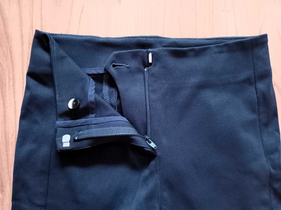 Брюки школьные детские для девочки - 500 тенге