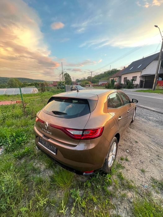 Renault Megane 2017 | 111k km | Full extra | Gata de drum – 7500 FIX