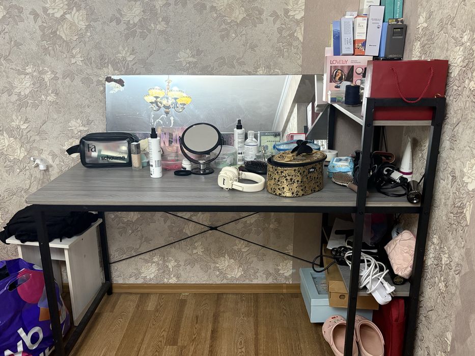 Компьютерный стол новый