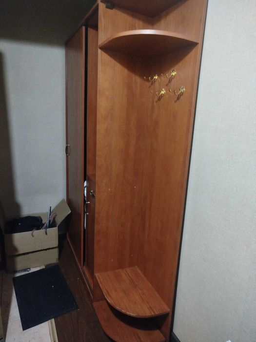 Шкаф для прихожей