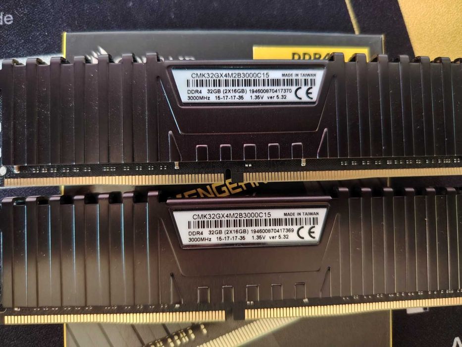 Рам памет Corsair VENGEANCE LPX 32GB (2x16GB) DDR4 3000MHz