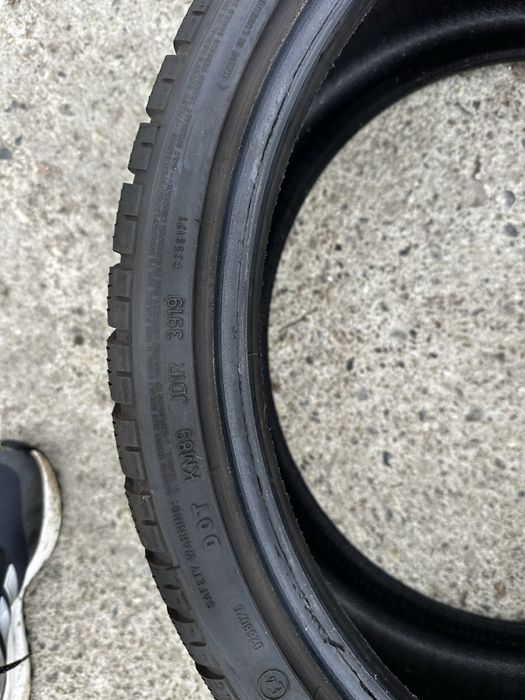 Зимни гуми Dunlop 275/30 21