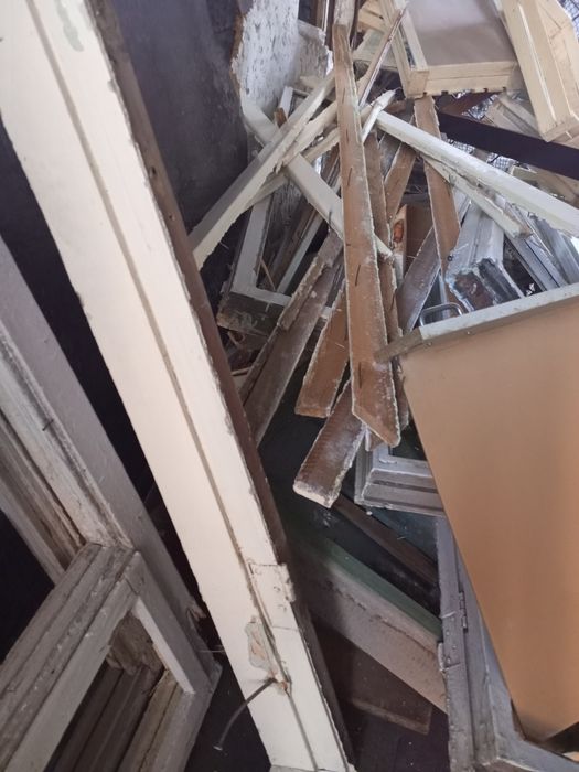 Продаю  дрова срочно.