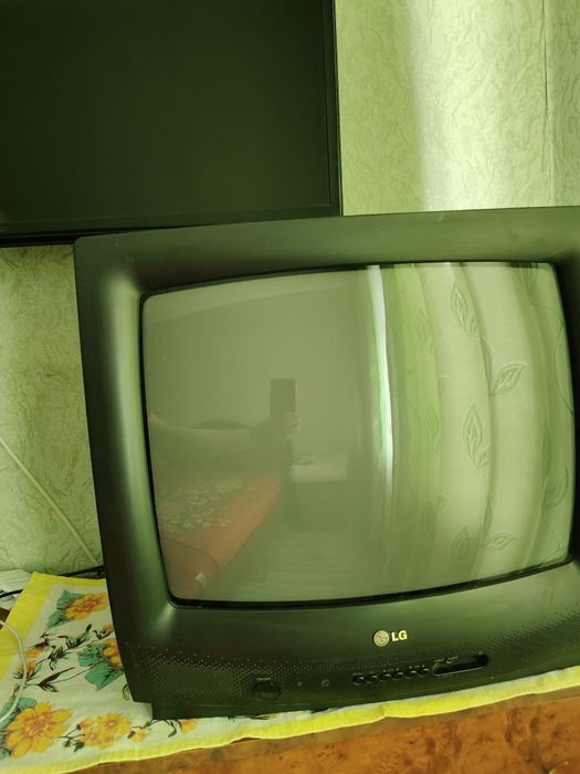 Продам телевизор LG в рабочем состоянии