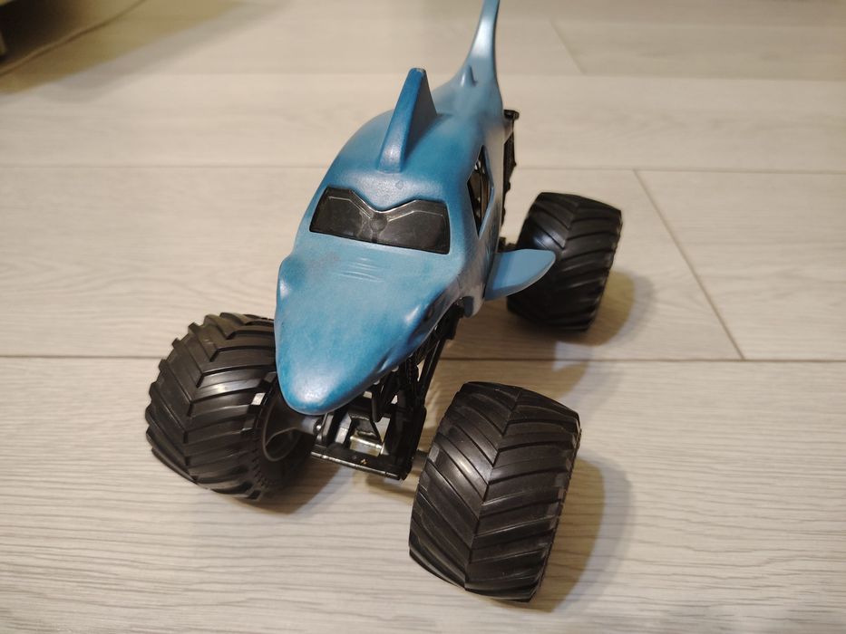 Masinuta Monster Truck Megalodon metalica