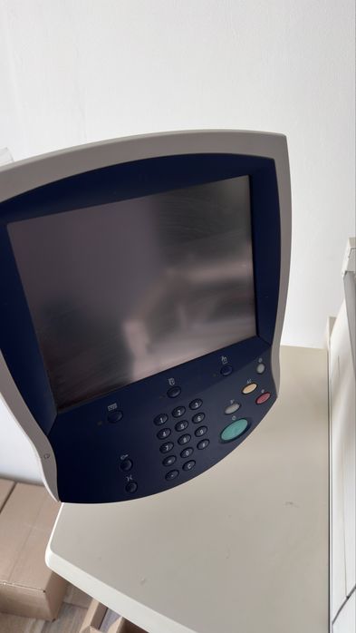 Продам принтер Xerox 252