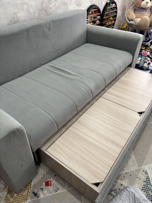 Продам диван в хорошем состоянии