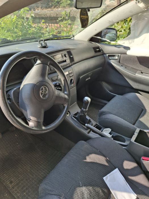 Toyota corolla цяла за части