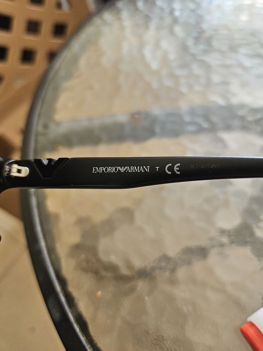 Armani original sçupena ramka